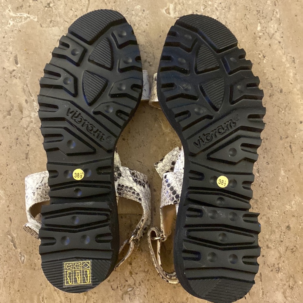 New! Beautiful, Ron White Python Print Sandal Wit… - image 7